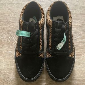 Vans leopard and black old skool